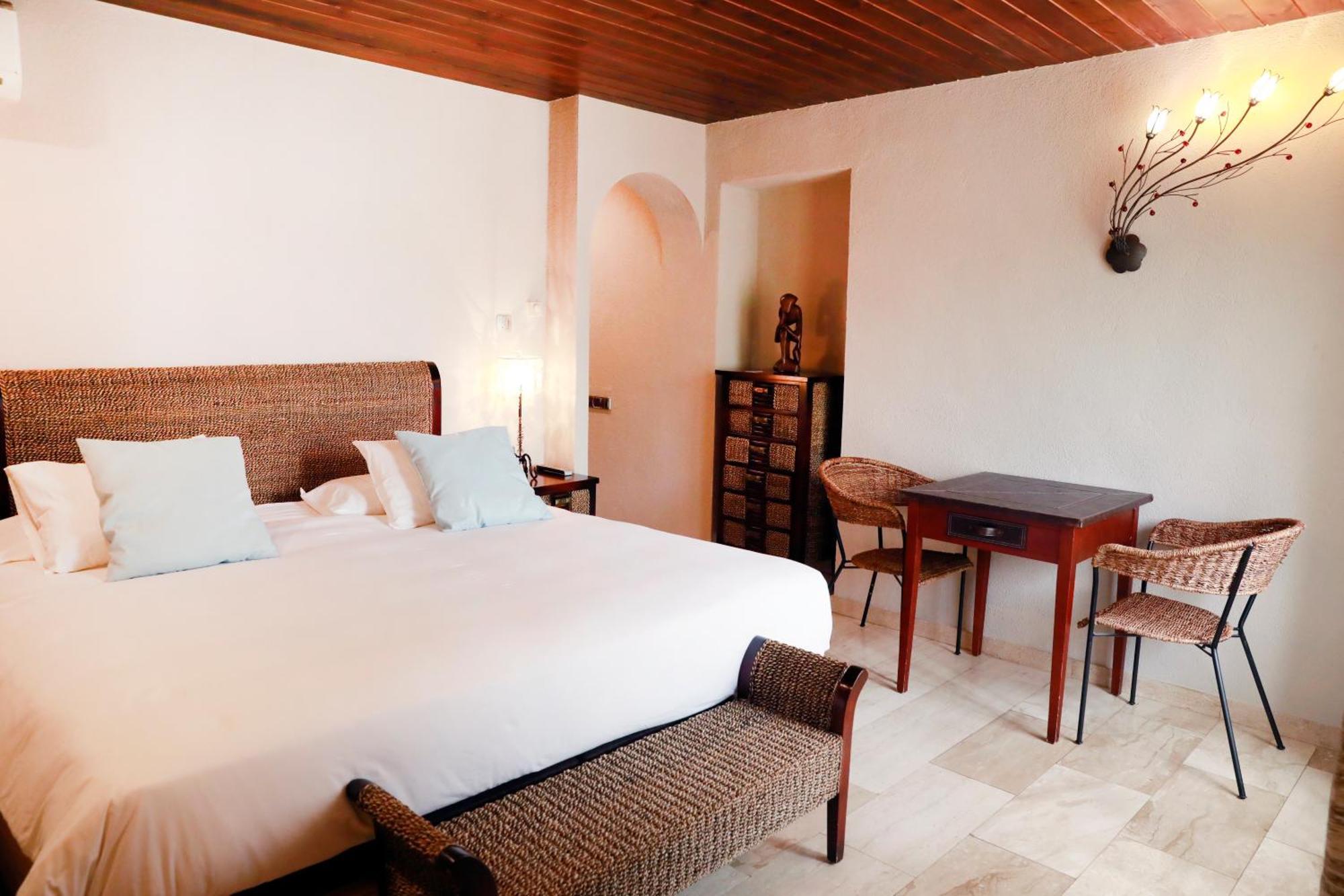 La Violeta Hotel Spa & Chill Out Castelltercol Zewnętrze zdjęcie